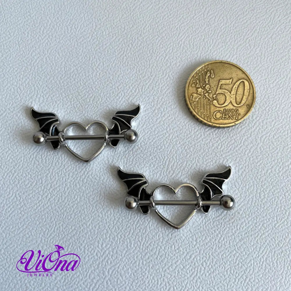 Exquisite 14 G Black Gothic Heart Nipple Piercing with Bat-Like Wings - Premium Craftsmanship in 316L Surgical Steel