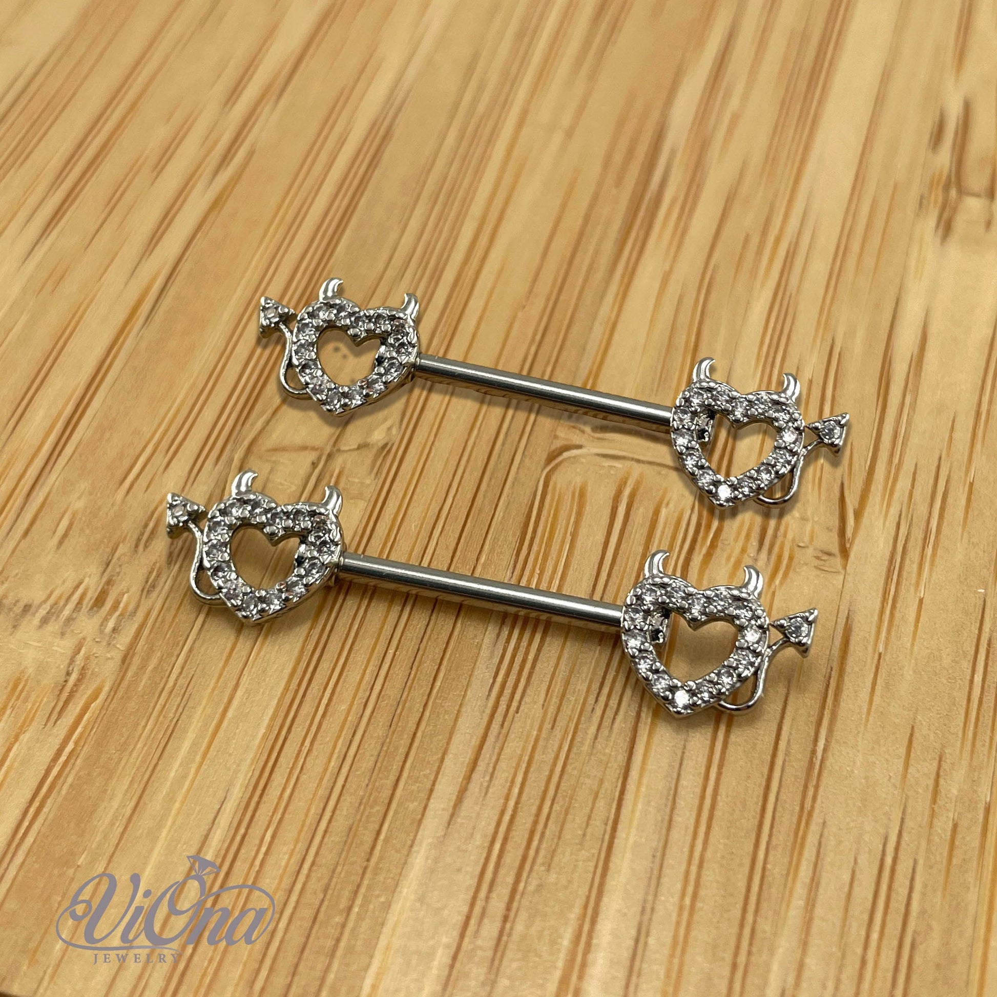 Goth Nipple Piercing Pair – Devil Heart 14G Steel | Viona