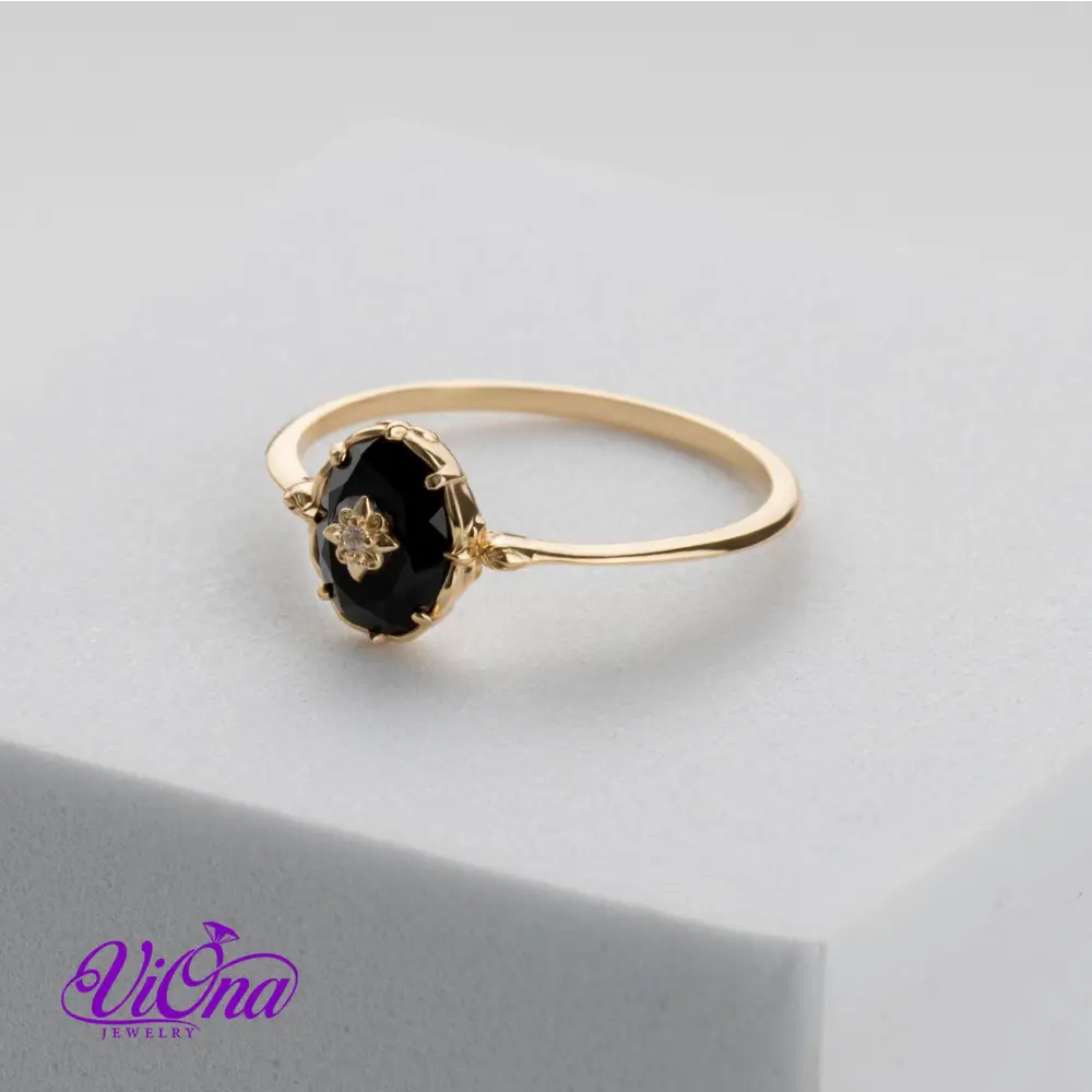 Onyx Celestial Noir: Gold-Plated 925 Sterling Silver Ring with Star Accent for Root Chakra Harmony