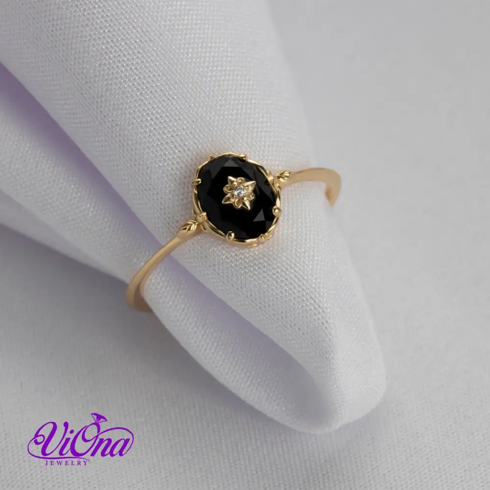 Onyx Celestial Noir: Gold-Plated 925 Sterling Silver Ring with Star Accent for Root Chakra Harmony