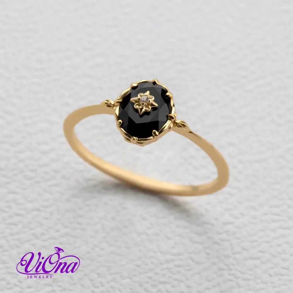 Onyx Celestial Noir: Gold-Plated 925 Sterling Silver Ring with Star Accent for Root Chakra Harmony