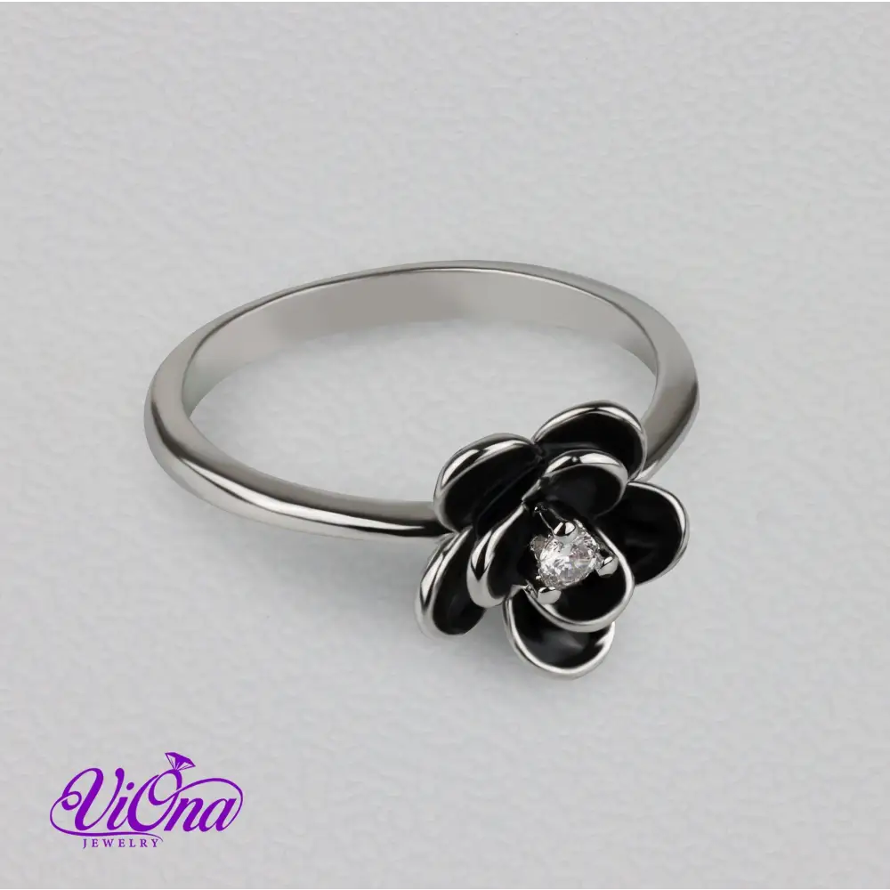 Platinum-Coated 925 Sterling Silver Lotus Flower Ring with Black Gemstone Accent - Elegant Nature-Inspired Ring