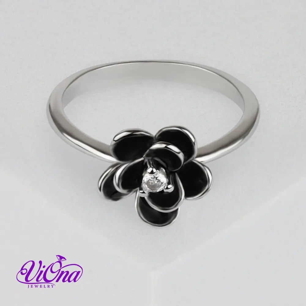 Platinum-Coated 925 Sterling Silver Lotus Flower Ring with Black Gemstone Accent - Elegant Nature-Inspired Ring